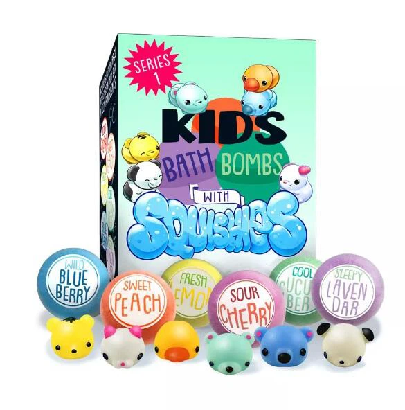 بمب حمام با اسباب بازی های تند و تیز برای بچه ها