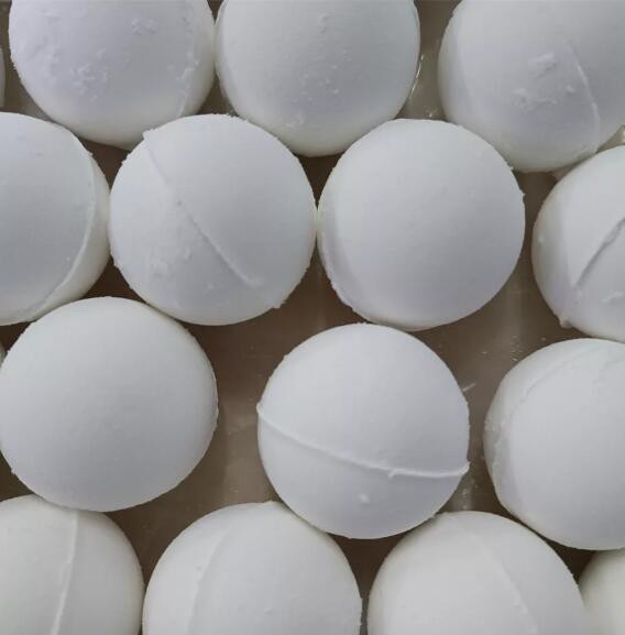 بمب حمام سفید